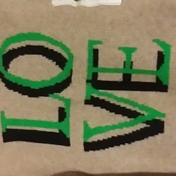 A new day sweater - Picture 4 of 10